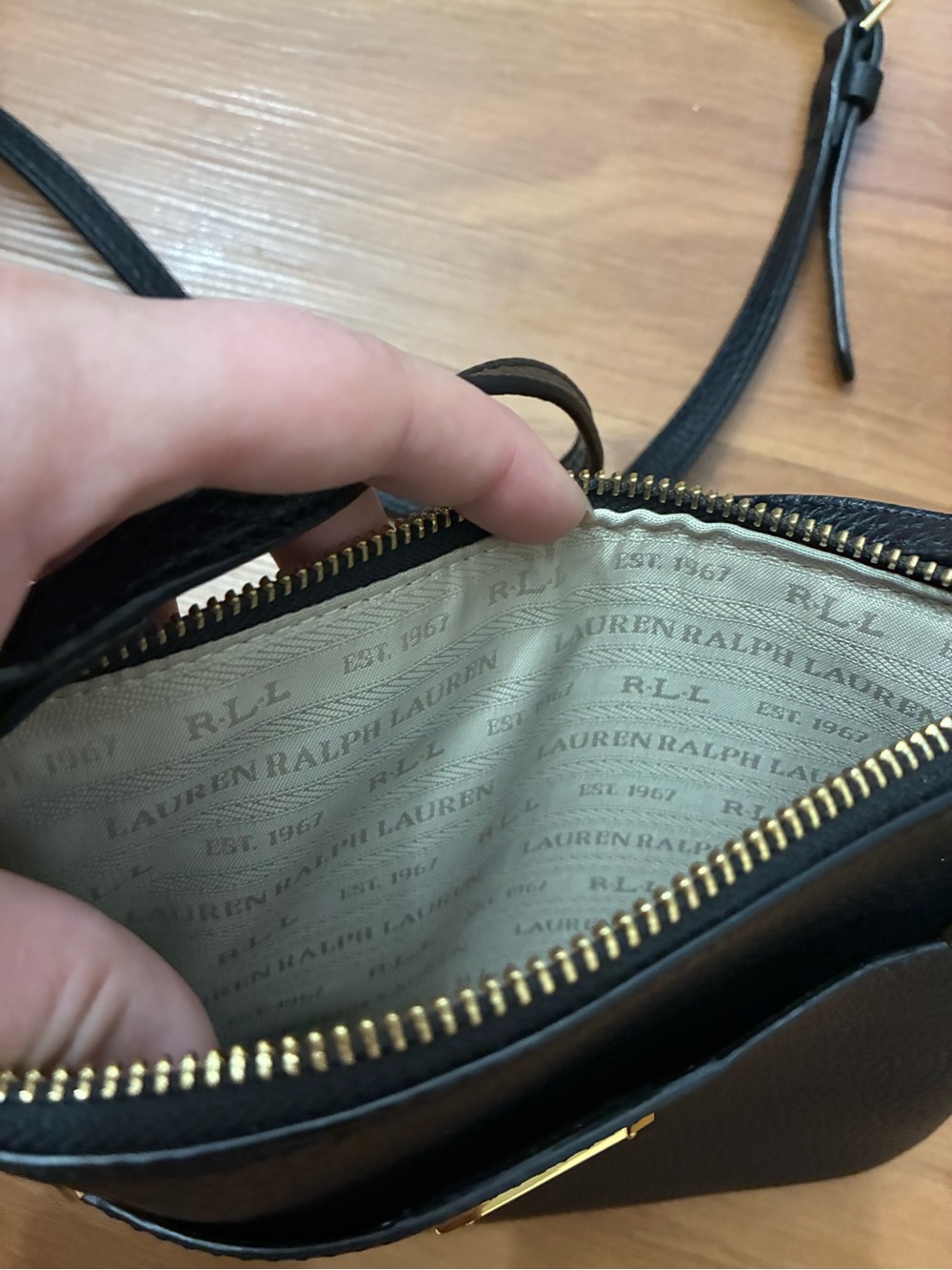 Ralph Lauren Leather Messenger Bag - Picture 5 of 6